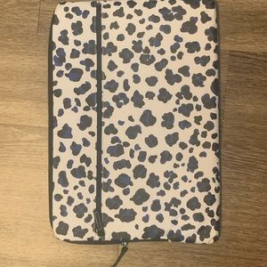 NWOT Scout laptop sleeve.